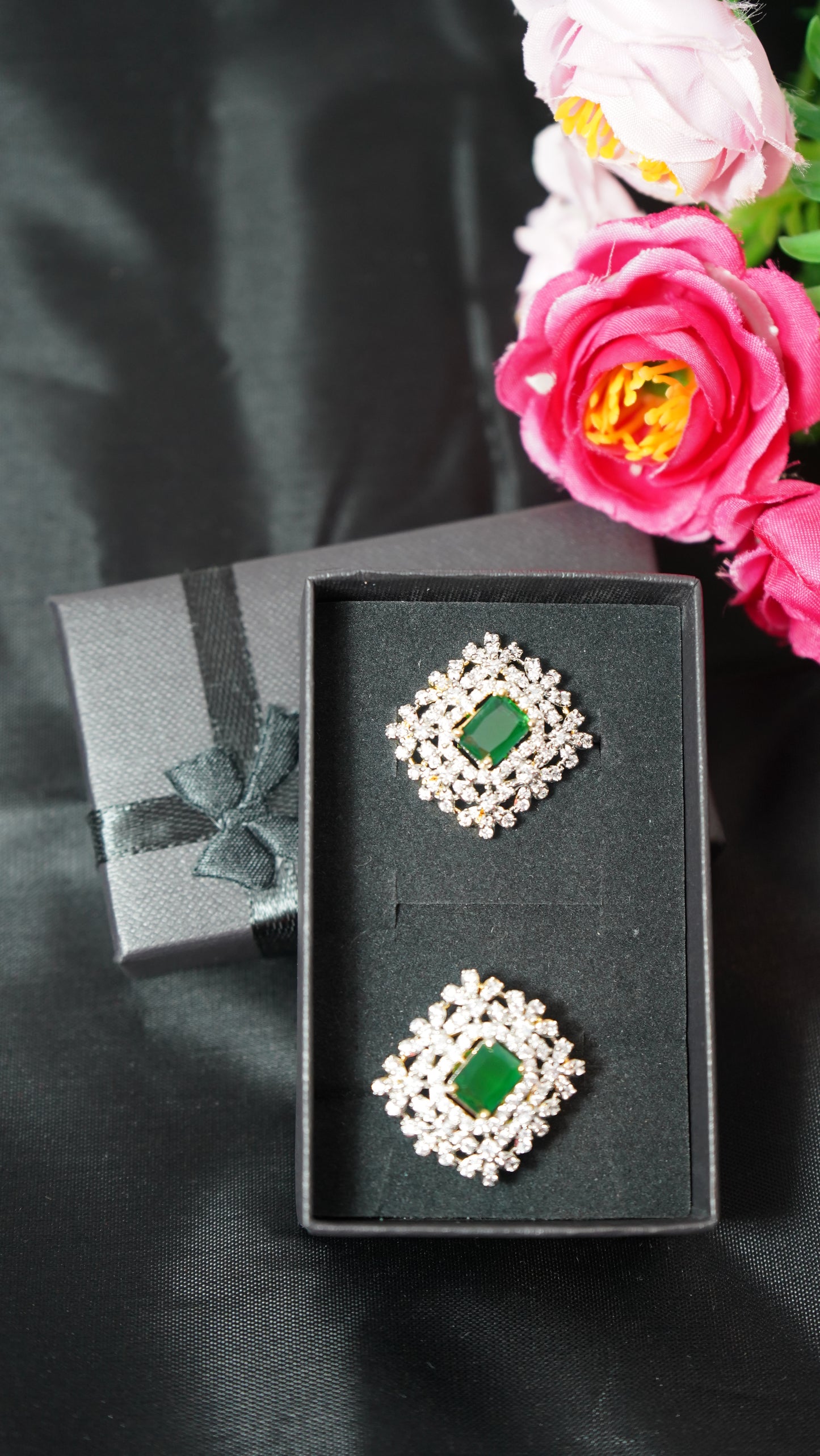 Diamond finish green stone with screw back closure