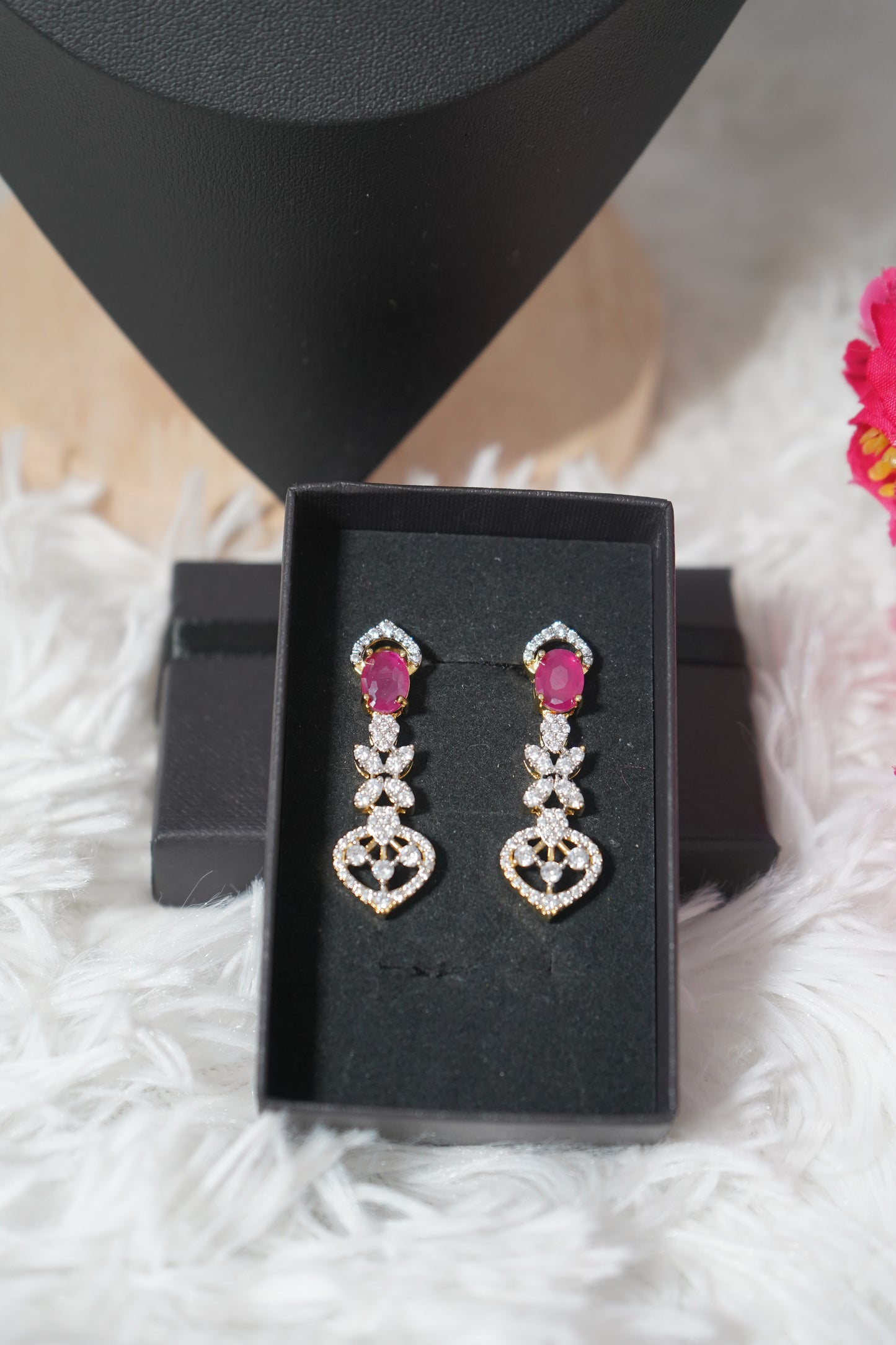 A stunning Pink choker-style necklace set with sparkling white stones - Pink