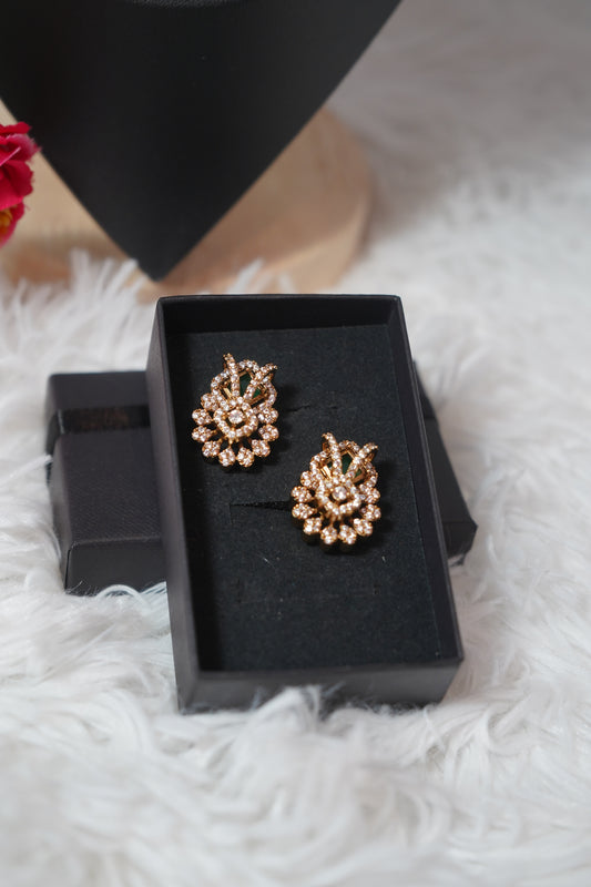 Antique-finish earrings with invisible chain design and green CZ stones - Green