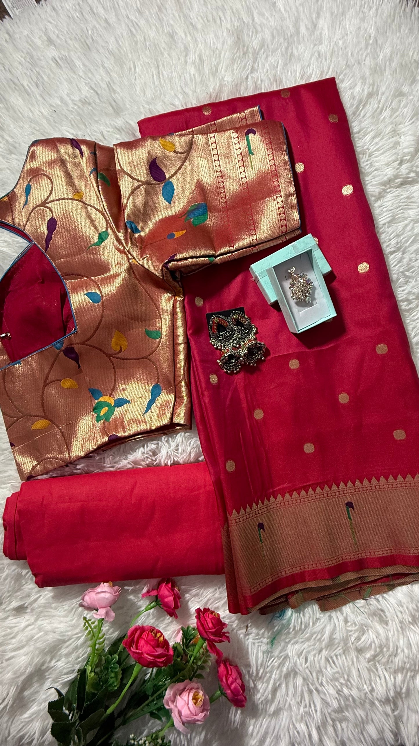 Meena weaving paithani silk with dollar buttis, woven floral pallu saree with stitched blouse – Rani Pink