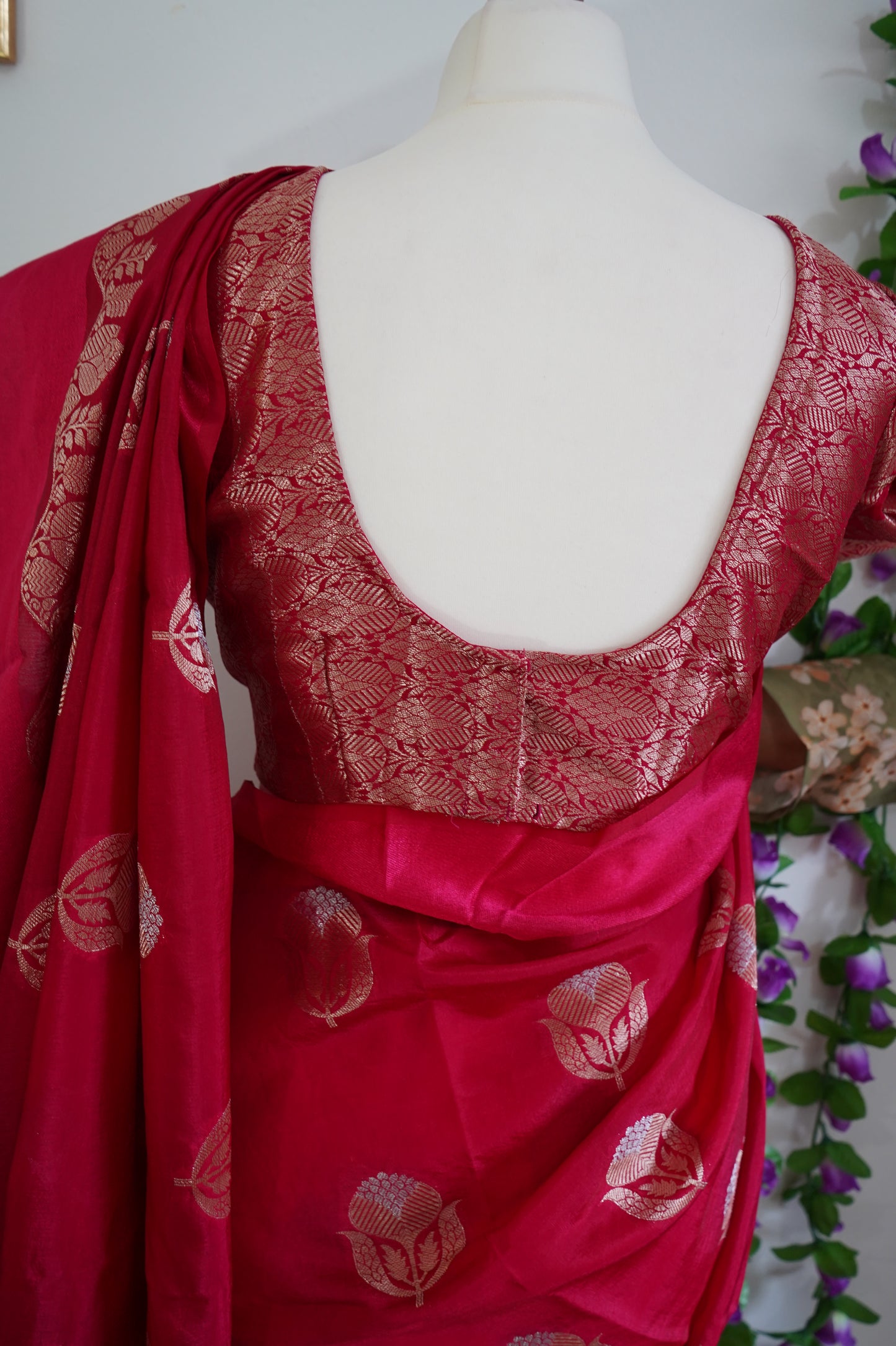 Mango Georgette gold zari motifs saree with stitched blouse - Rani Pink