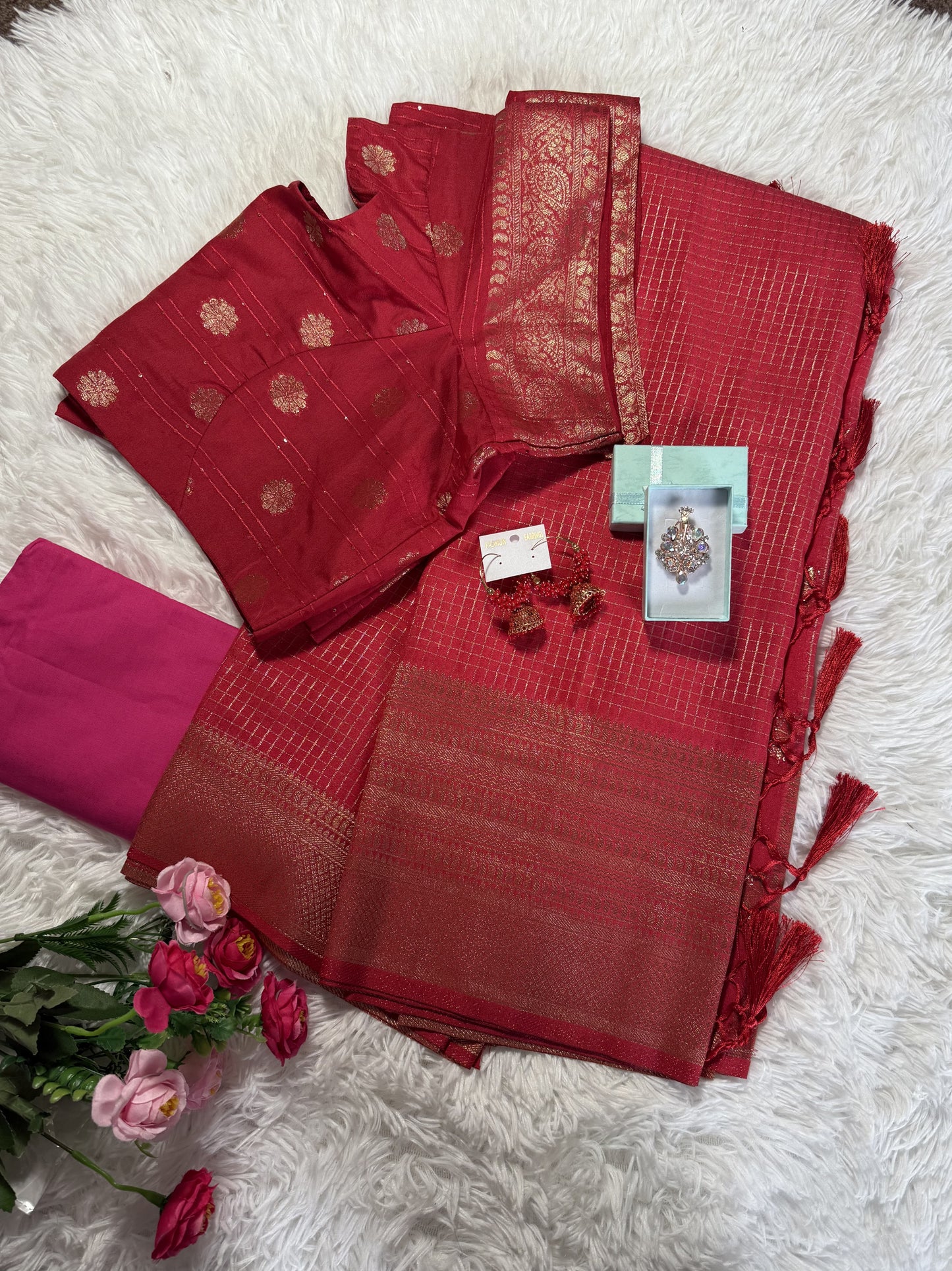 Silk Blend Saree Moti Check Zari Border with stitched blouse - Red