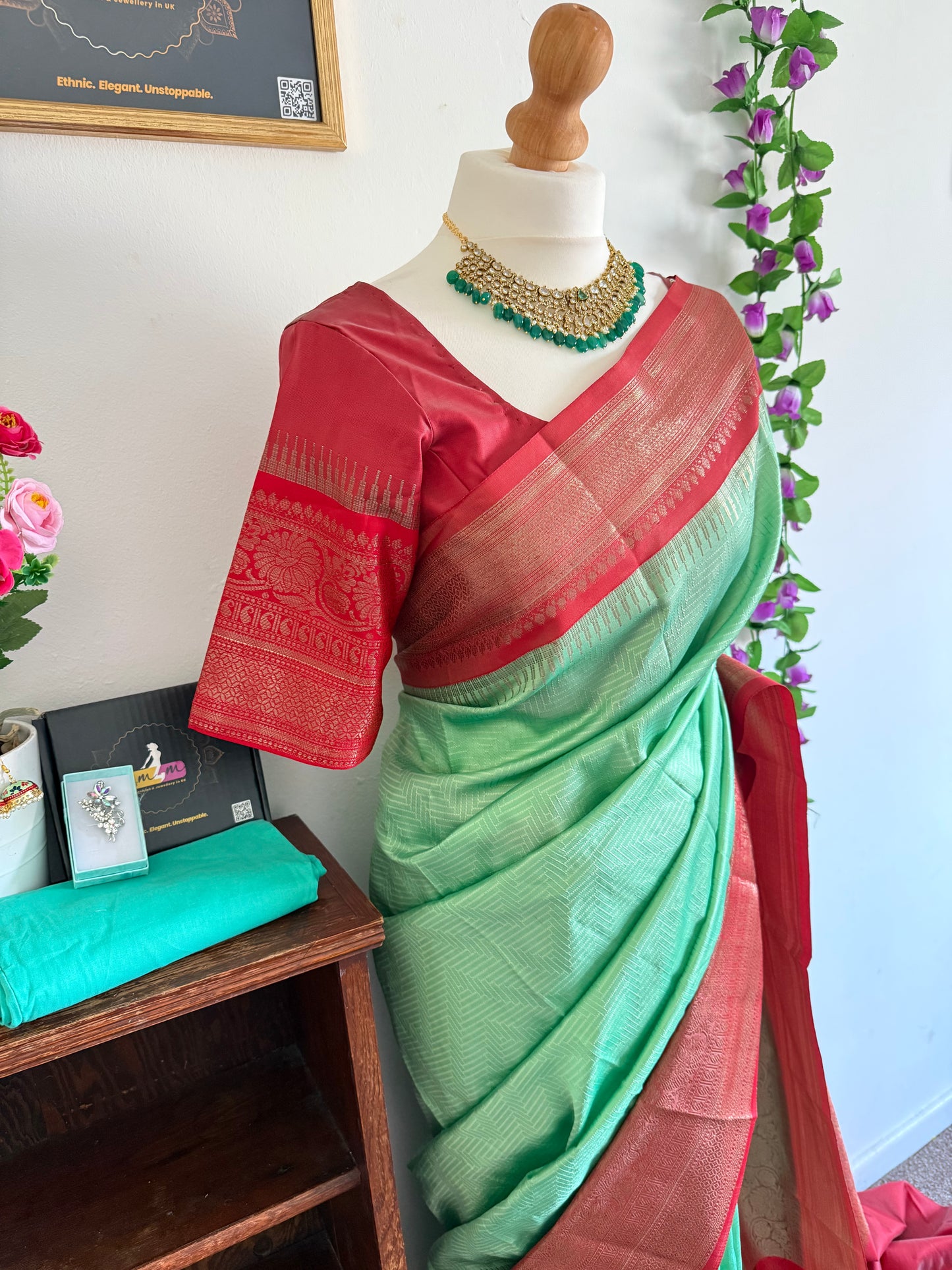 Kanchi Dharmavaram Silk Saree Combo-Stitched Blouse & matchings- Green & Red