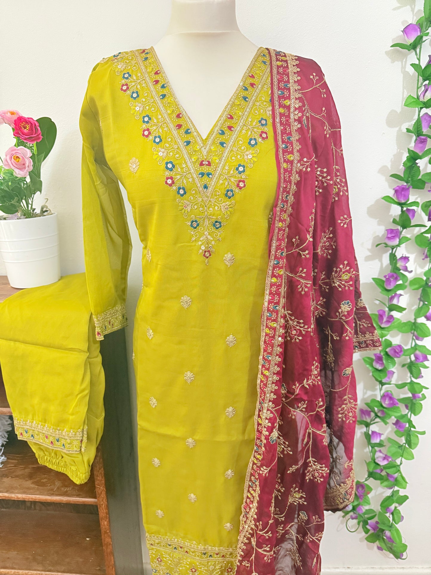 Designer 3 piece Kurti with bottom dupatta - Green