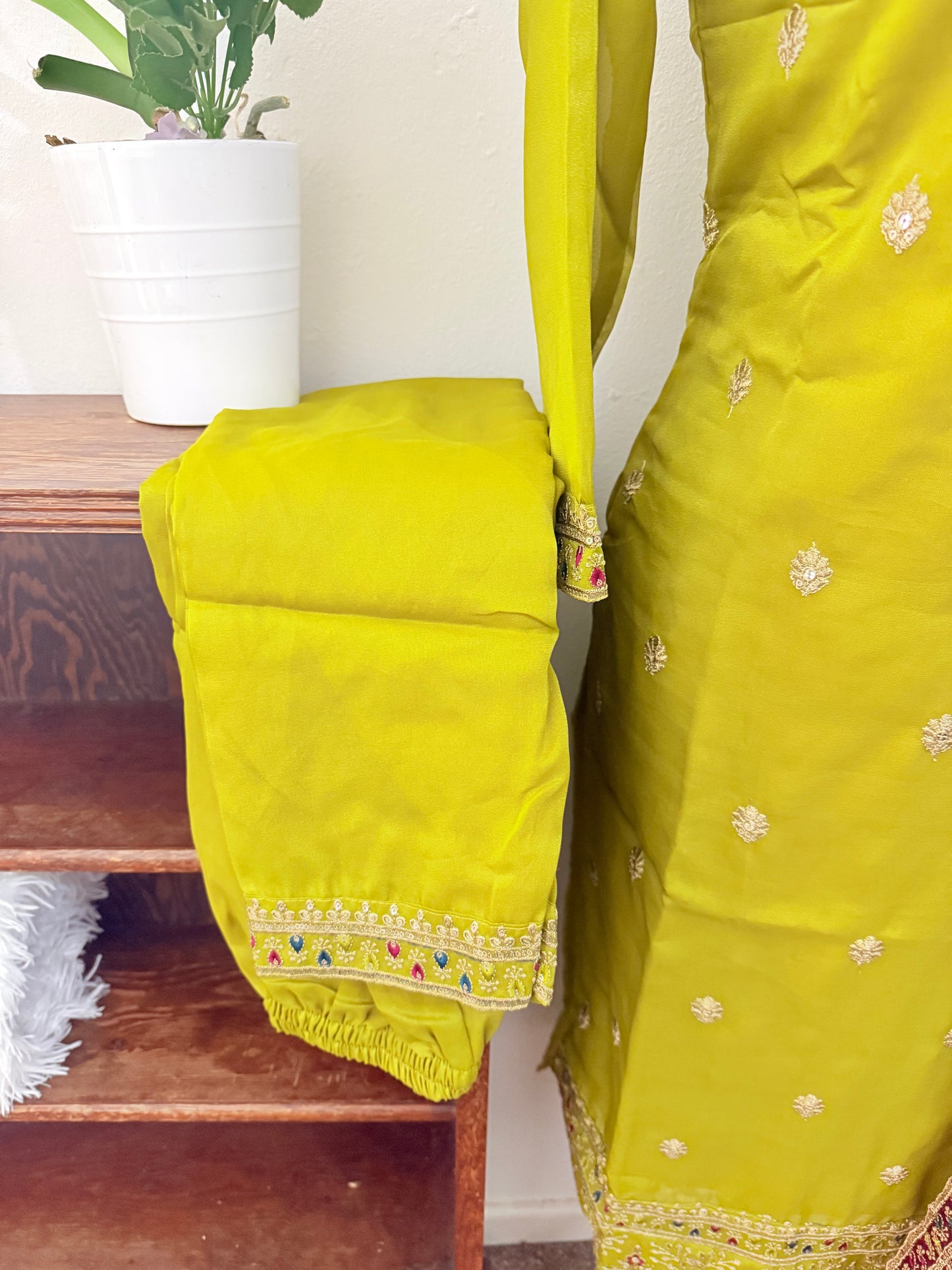 Designer 3 piece Kurti with bottom dupatta - Green