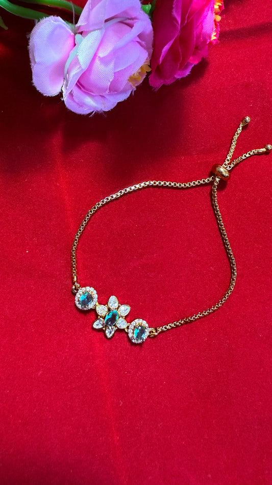 Luxurious and elegant design bracelet, featuring floral details for women