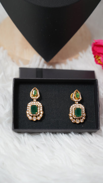 Luxurious sparkling green and white moissanite stones victorian necklace with Earrings