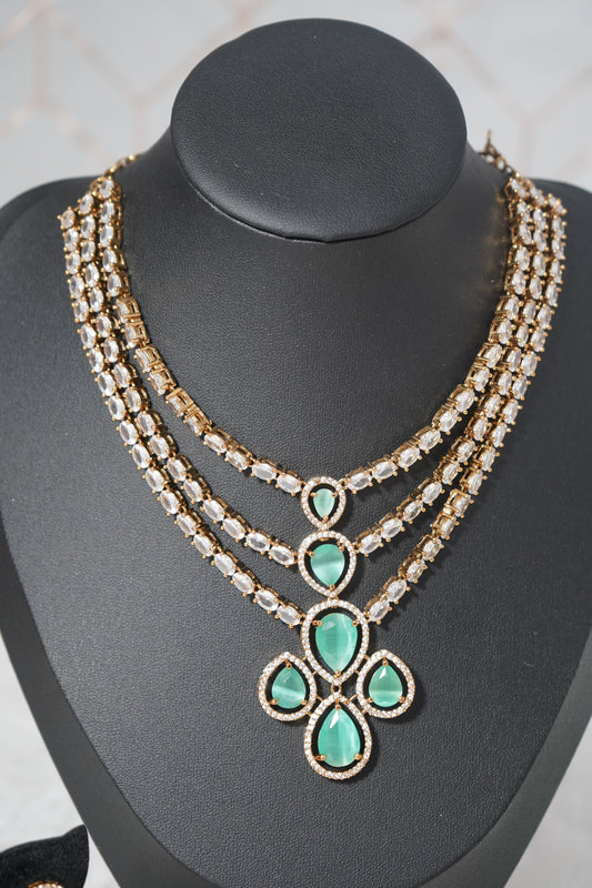 3 Layered emerald and crystal detailing necklace set - Green