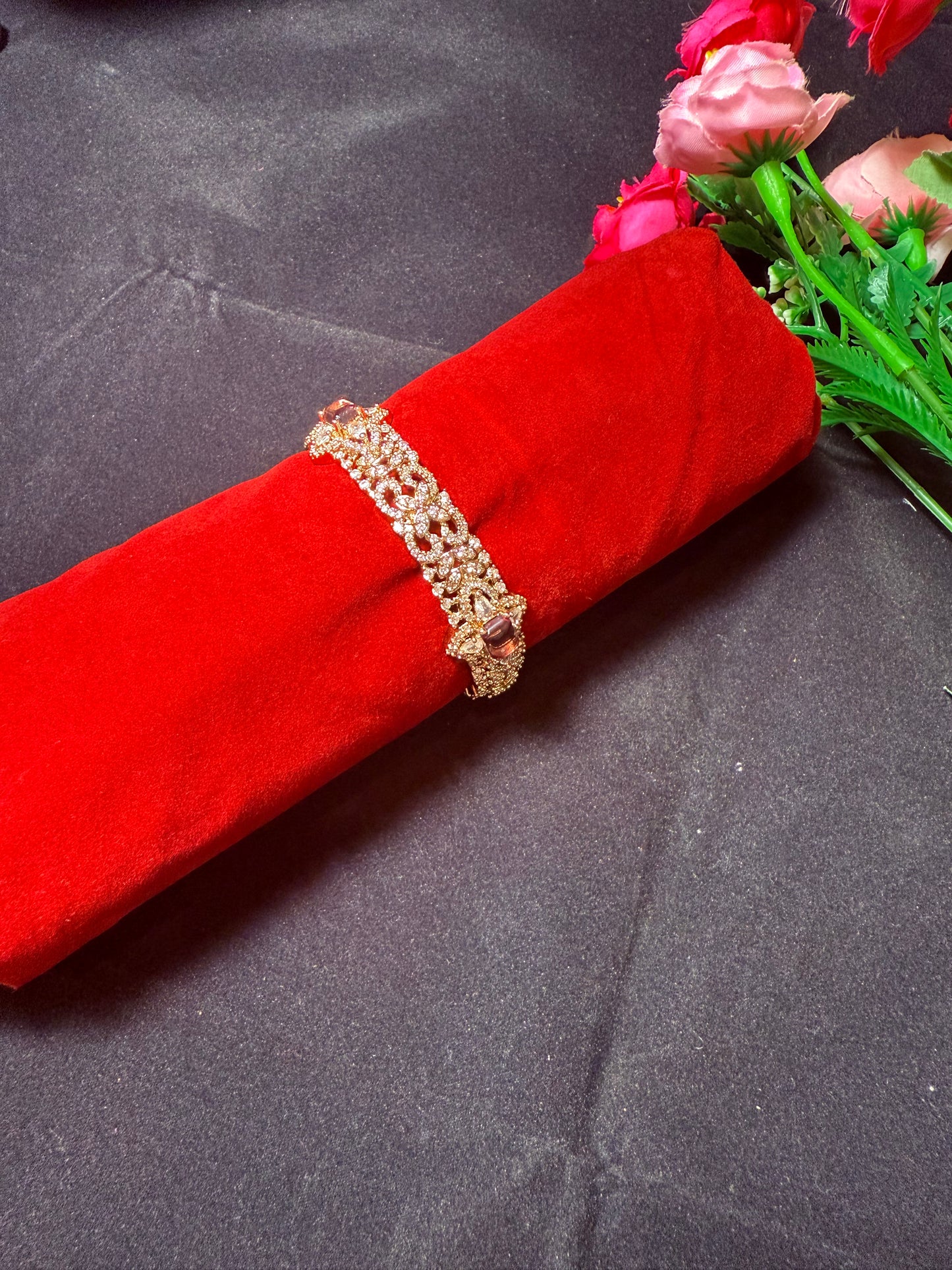 Diamond Alike Finish Single Bangle