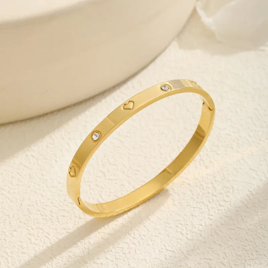 18K Gold PVD Coated Titanium Bangle – Stylish, Non-Tarnish, Waterproof & Elegantly Designed