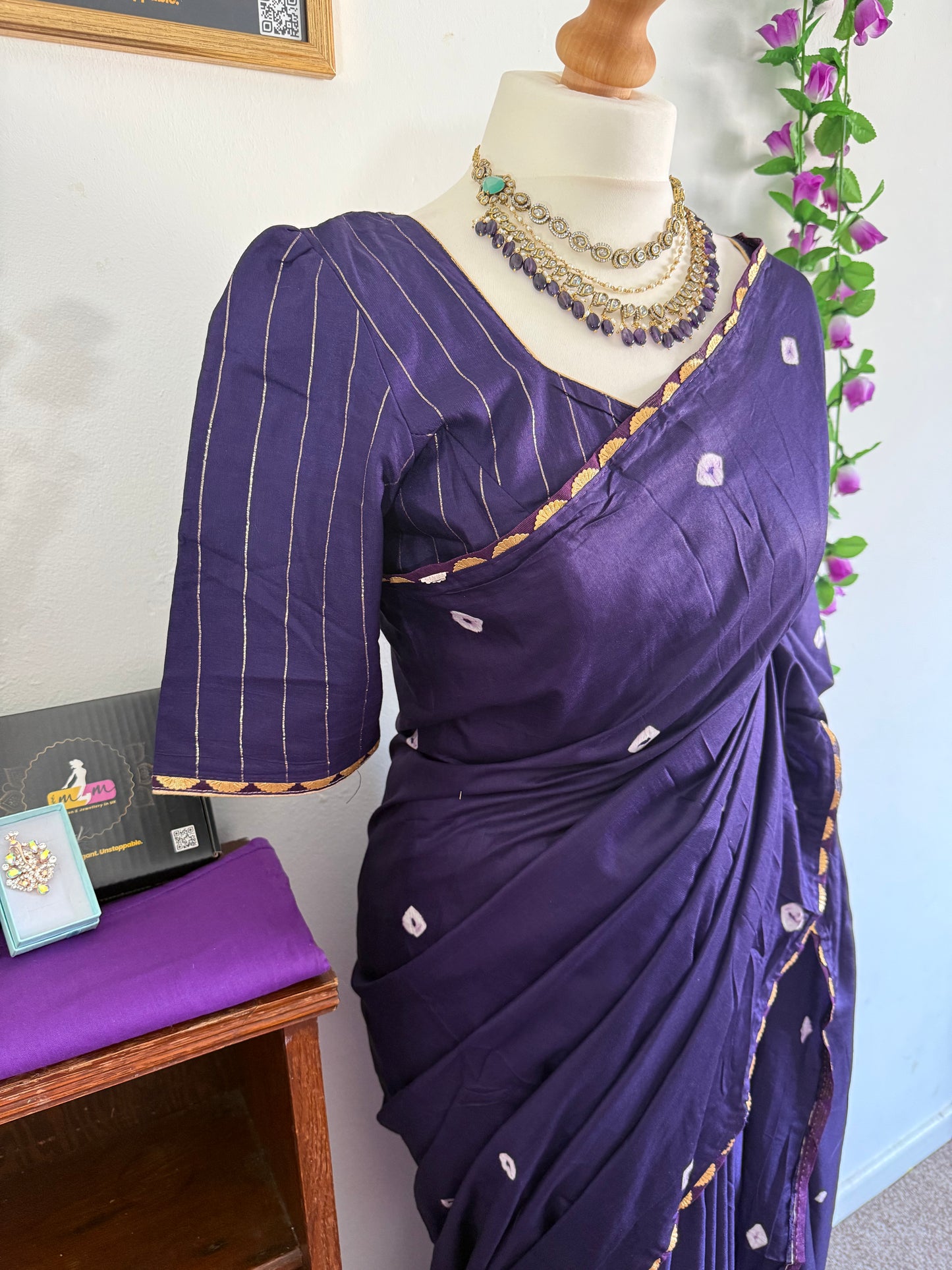 Linen Bandini Print  Saree Combo- Stitched Blouse & Matchings - Navi Blue