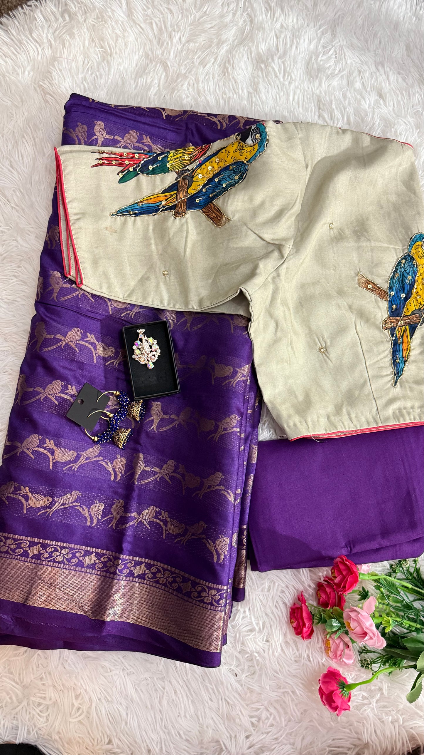 Kanchi Banarasi Saree with Contract Stitched Blouse Bird Detailing